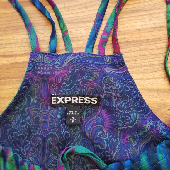 Express Tank Top - Picture 2 of 4